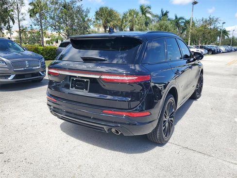 Certified 2024 Lincoln Corsair Reserve w/ Equipment Group 201A image 4