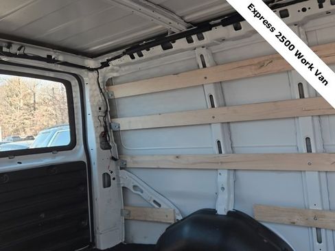 Used 2024 Chevrolet Express 2500 Work Van w/ Driver Convenience Package image 15