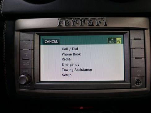 Used 2011 Ferrari California image 17