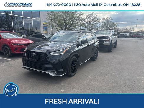 Used 2024 Toyota Highlander XSE image 8