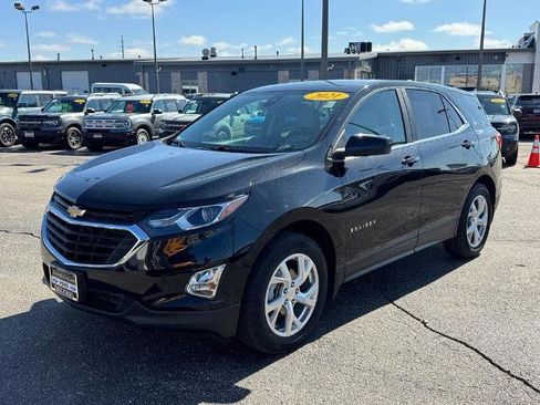 Used 2021 Chevrolet Equinox LT image 2