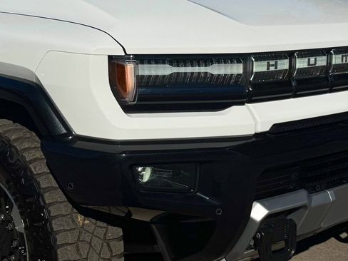 Used 2025 GMC Hummer EV 2X w/ Extreme Off-Road Package image 52