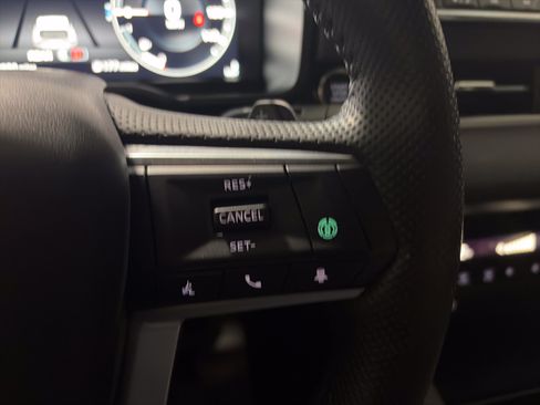 Used 2024 Mitsubishi Outlander SE Black Edition AWD/4WD image 15