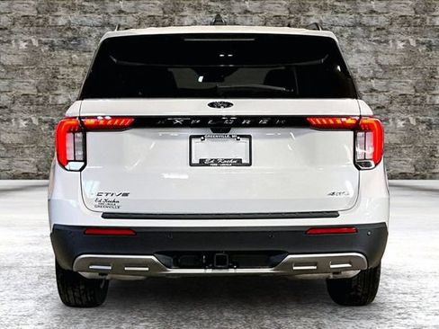 New 2026 Ford Explorer Active w/ Active Comfort Package AWD/4WD image 4