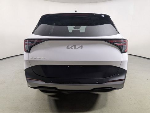 New 2026 Kia Sportage EX FWD image 6