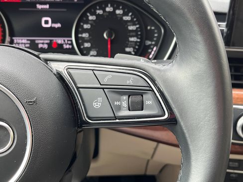 Used 2022 Audi A4 2.0T Premium w/ Convenience Package image 44