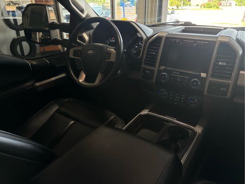 Certified 2021 Ford F250 Lariat AWD/4WD image 11
