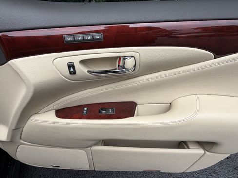 Used 2010 Lexus LS 460 L AWD/4WD image 43