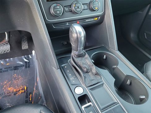 Used 2019 Volkswagen Atlas SE image 21