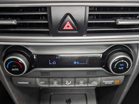 Used 2020 Hyundai Kona Ultimate AWD/4WD image 30