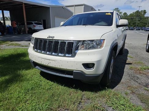 Used 2012 Jeep Grand Cherokee Laredo RWD image 2