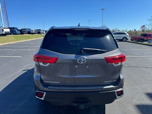 Used 2018 Toyota Highlander Limited image 4