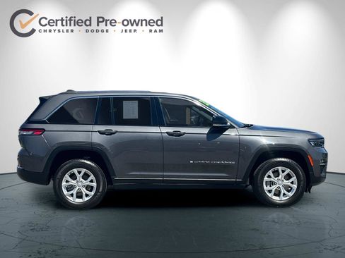 Used 2023 Jeep Grand Cherokee Limited AWD/4WD image 3