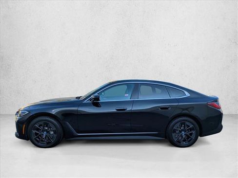 Used 2024 BMW i4 eDrive40 w/ Premium Package image 9