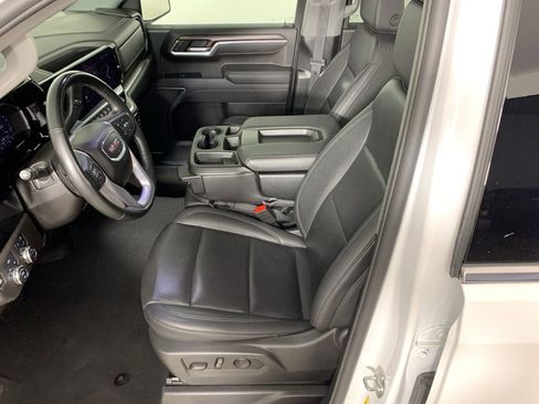 Used 2025 GMC Sierra 1500 SLT image 30