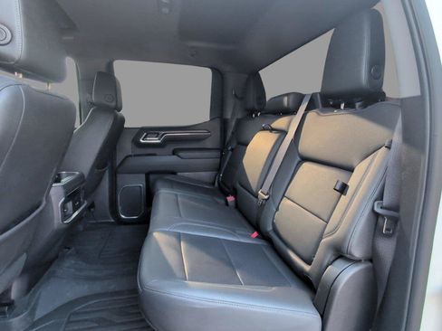Used 2023 GMC Sierra 1500 SLT w/ SLT Premium Package AWD/4WD image 36