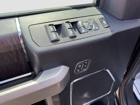 Used 2020 Ford F250 Lariat AWD/4WD image 28