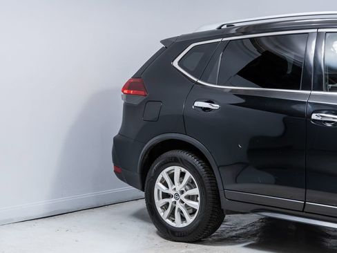Used 2019 Nissan Rogue SV AWD/4WD image 11