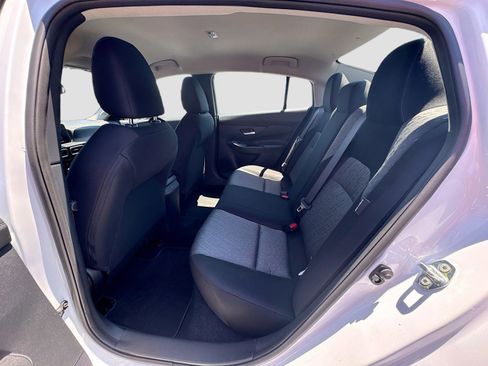 Used 2026 Nissan Sentra SV w/ SV Convenience Package FWD image 25