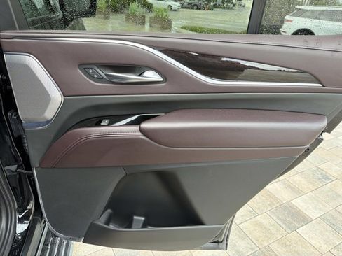 Used 2021 Cadillac Escalade Sport Platinum AWD/4WD image 21