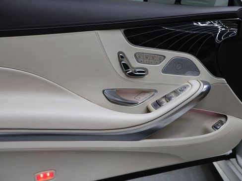 Used 2017 Mercedes-Benz S 550 Cabriolet image 16