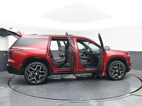 New 2026 Chevrolet Traverse High Country w/ LPO, Floor Liner Package FWD image 53