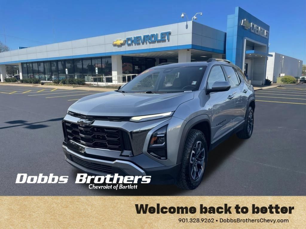 Used 2025 Chevrolet Equinox ACTIV AWD/4WD image 3