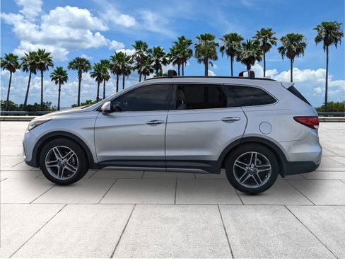 Used 2017 Hyundai Santa Fe Limited image 4