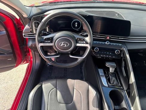 Used 2023 Hyundai Elantra Limited FWD image 20
