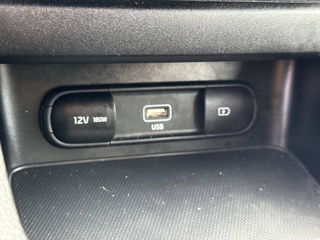 Used 2024 Kia Forte LXS FWD image 23