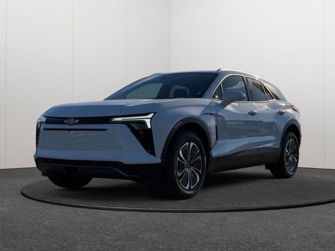 New 2026 Chevrolet Blazer EV LT image 3