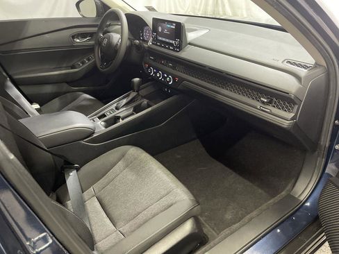 Certified 2024 Honda Accord EX image 24