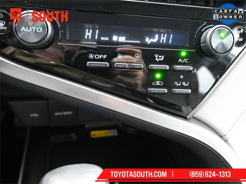 Used 2023 Toyota Camry SE w/ Cold Weather Package image 21