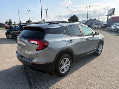 Used 2024 GMC Terrain SLE w/ Driver Convenience Package AWD/4WD image 5