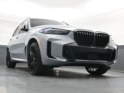 Used 2026 BMW X5 xDrive40i w/ M Sport Package AWD/4WD image 38