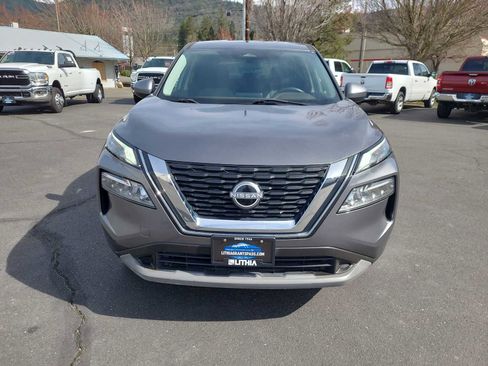 Used 2023 Nissan Rogue SV image 14