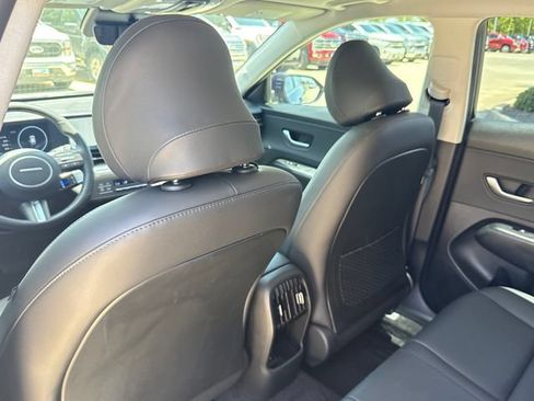 Used 2026 Hyundai Kona Limited FWD image 25