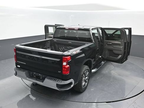 Used 2024 Chevrolet Silverado 1500 LT AWD/4WD image 25