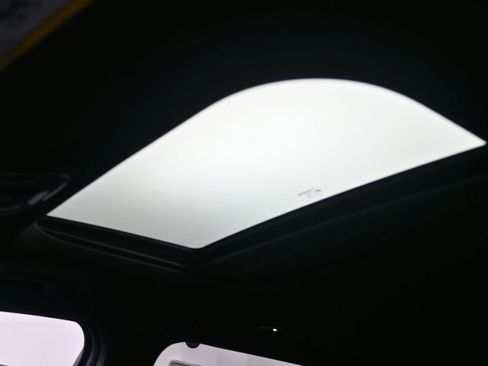 New 2026 Jeep Grand Cherokee L 2WD image 2