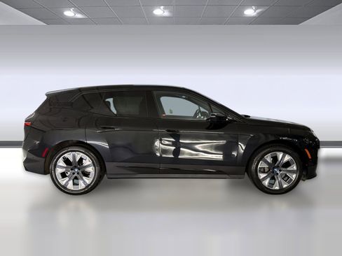 Certified 2023 BMW iX xDrive50 w/ Convenience Package image 8