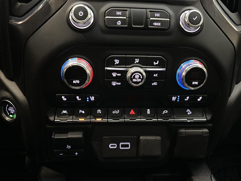 Used 2019 GMC Sierra 1500 AT4 w/ AT4 Premium Package AWD/4WD image 32