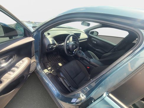 Used 2024 Honda HR-V Sport image 10