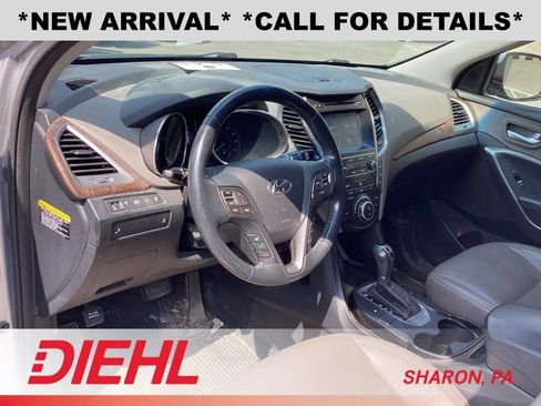 Used 2017 Hyundai Santa Fe SE w/ SE Premium Package 02 AWD/4WD image 10