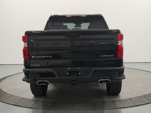 Used 2024 Chevrolet Silverado 1500 Custom Trail Boss AWD/4WD image 7