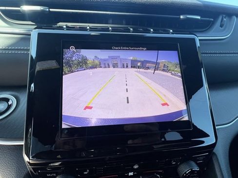 New 2025 Jeep Grand Cherokee L Altitude image 19