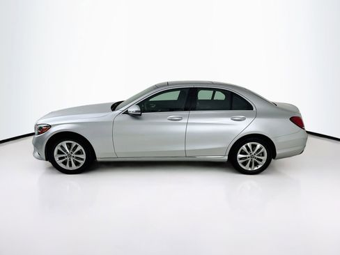 Used 2019 Mercedes-Benz C 300 4MATIC Sedan image 5