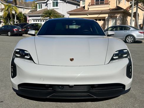 Used 2022 Porsche Taycan 4S image 6