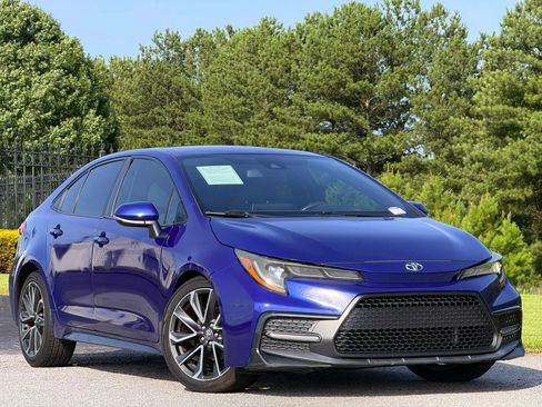 Used 2020 Toyota Corolla SE w/ SE Premium Package FWD image 4