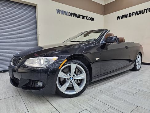 Used 2011 BMW 335i Convertible w/ M Sport Pkg image 5