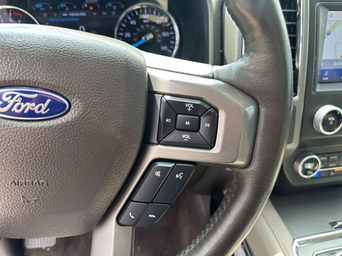 Used 2021 Ford Expedition XLT AWD/4WD image 30